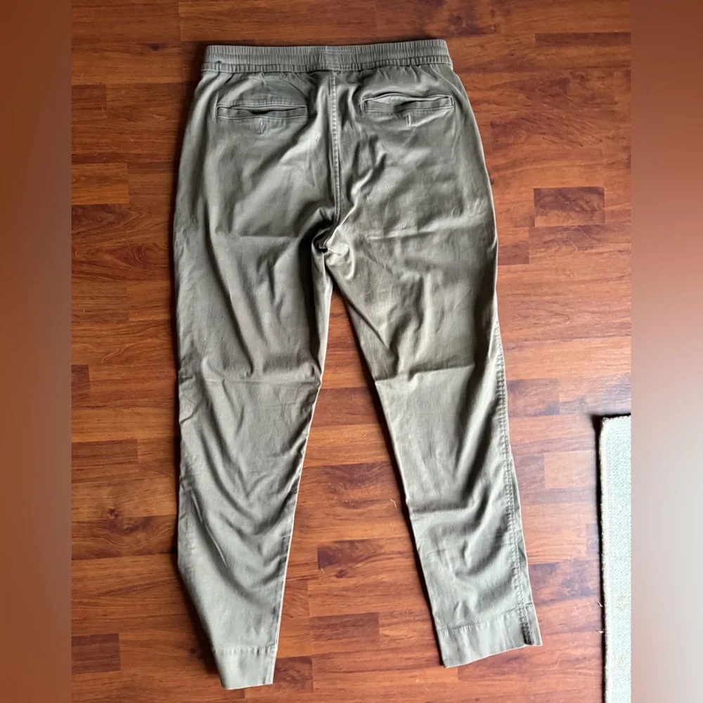 Abercrombie & Fitch Men’s Slim‎ Taper Stretch